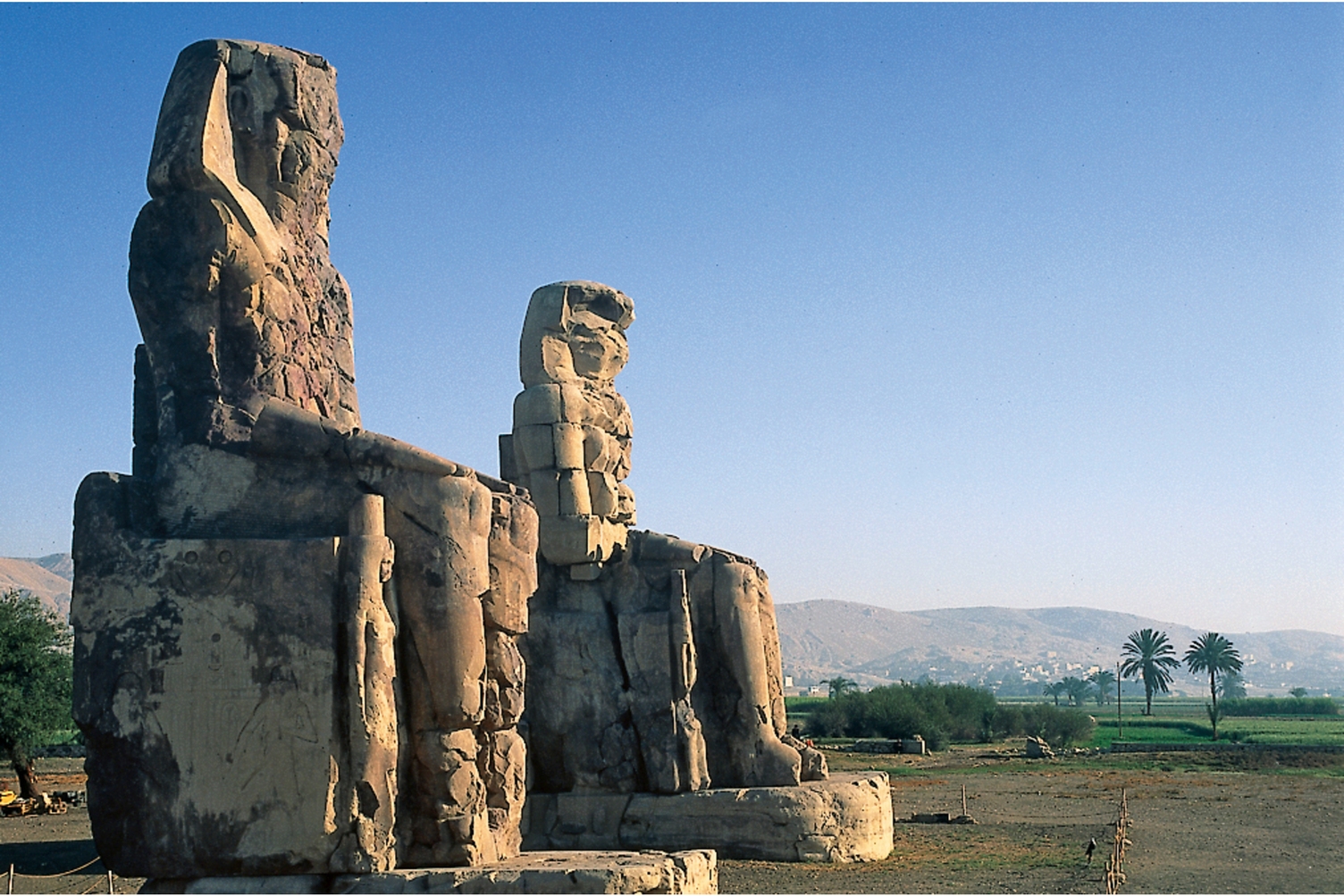 Kolossen van Memnon Kärcher