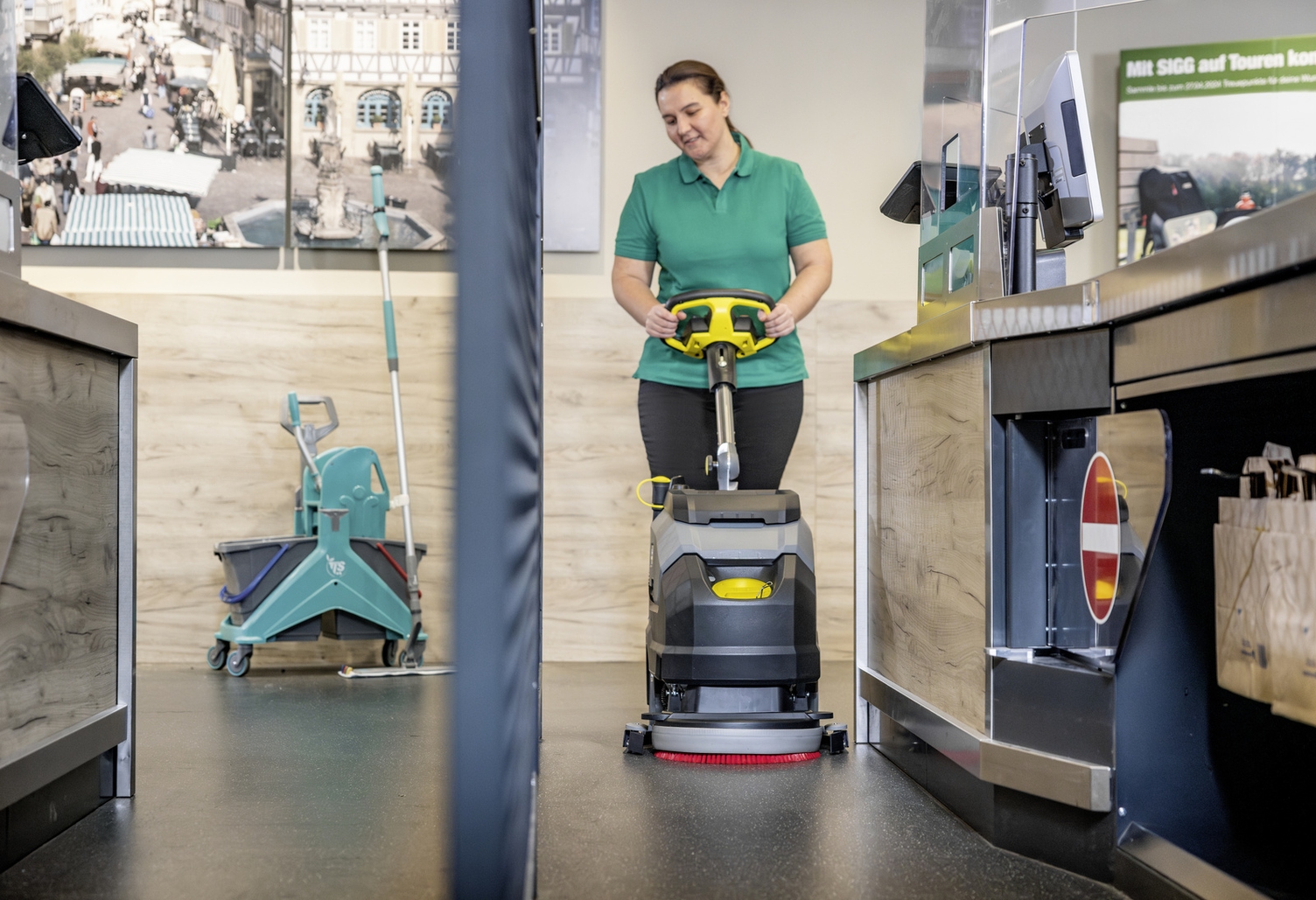 Nieuwe Kärcher BD 35/15 C Classic schrob-/zuigmachine voor kleine oppervlakken