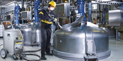 Iceblaster of droogijs reiniging in de chemische industrie