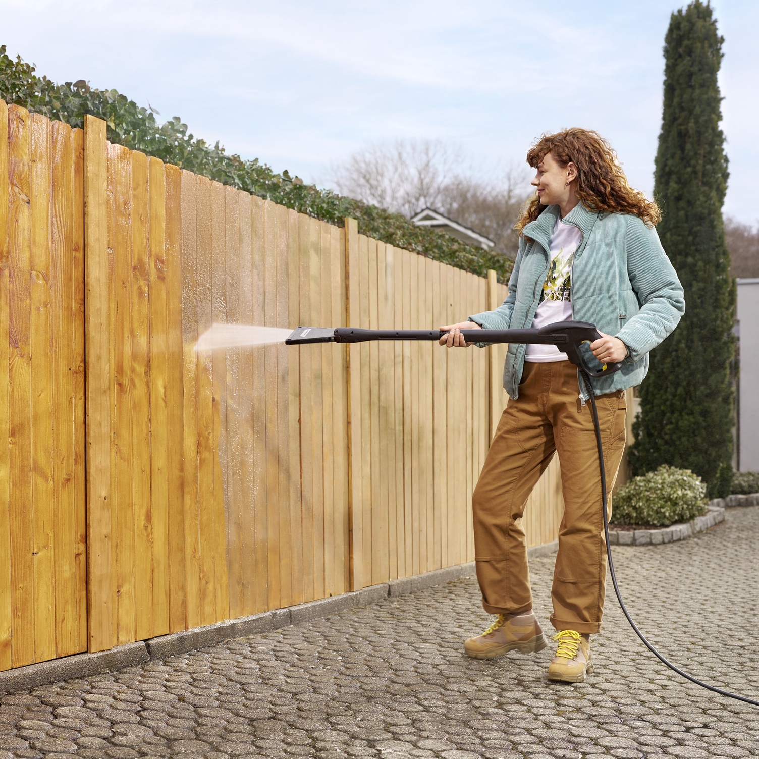 Nettoyer des surfaces en bois