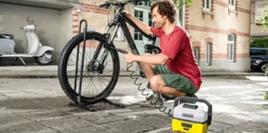 fiets reinigen met mobile outdoor cleaner