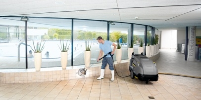 Horeca Horeca: hotel, sauna, sanitair, zwembad