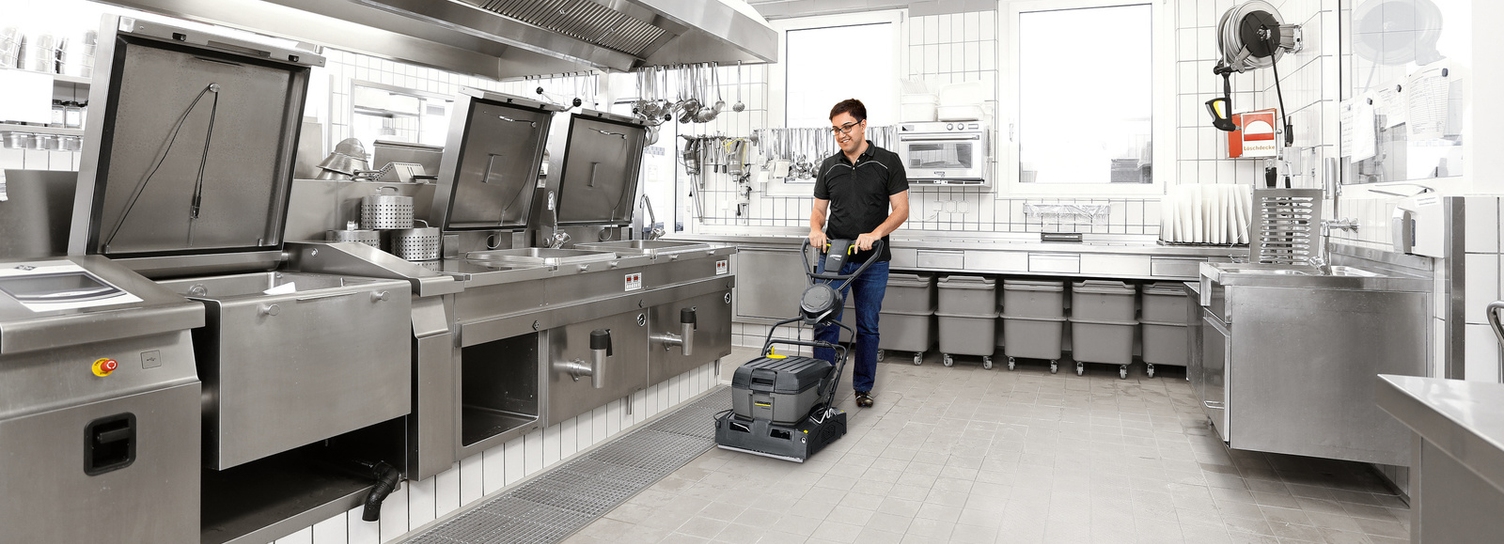Keuken reinigen: de vloer Keuken reinigen: de vloer