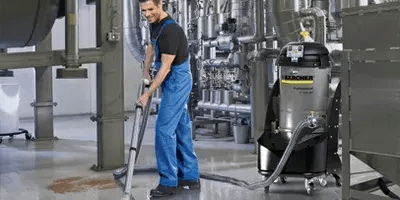 Productie site schoonmaken met Kärcher industriezuigers