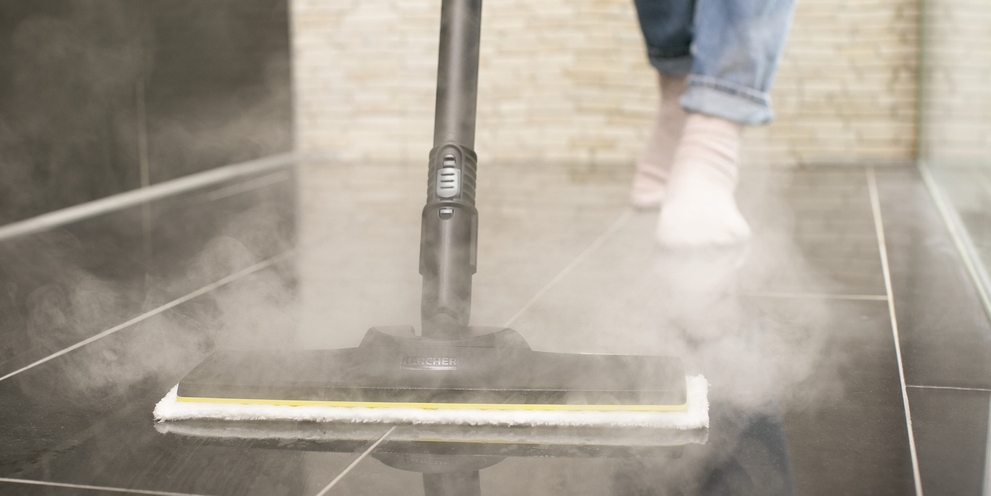 Tegels schoonmaken met een Kärcher stoomreiniger