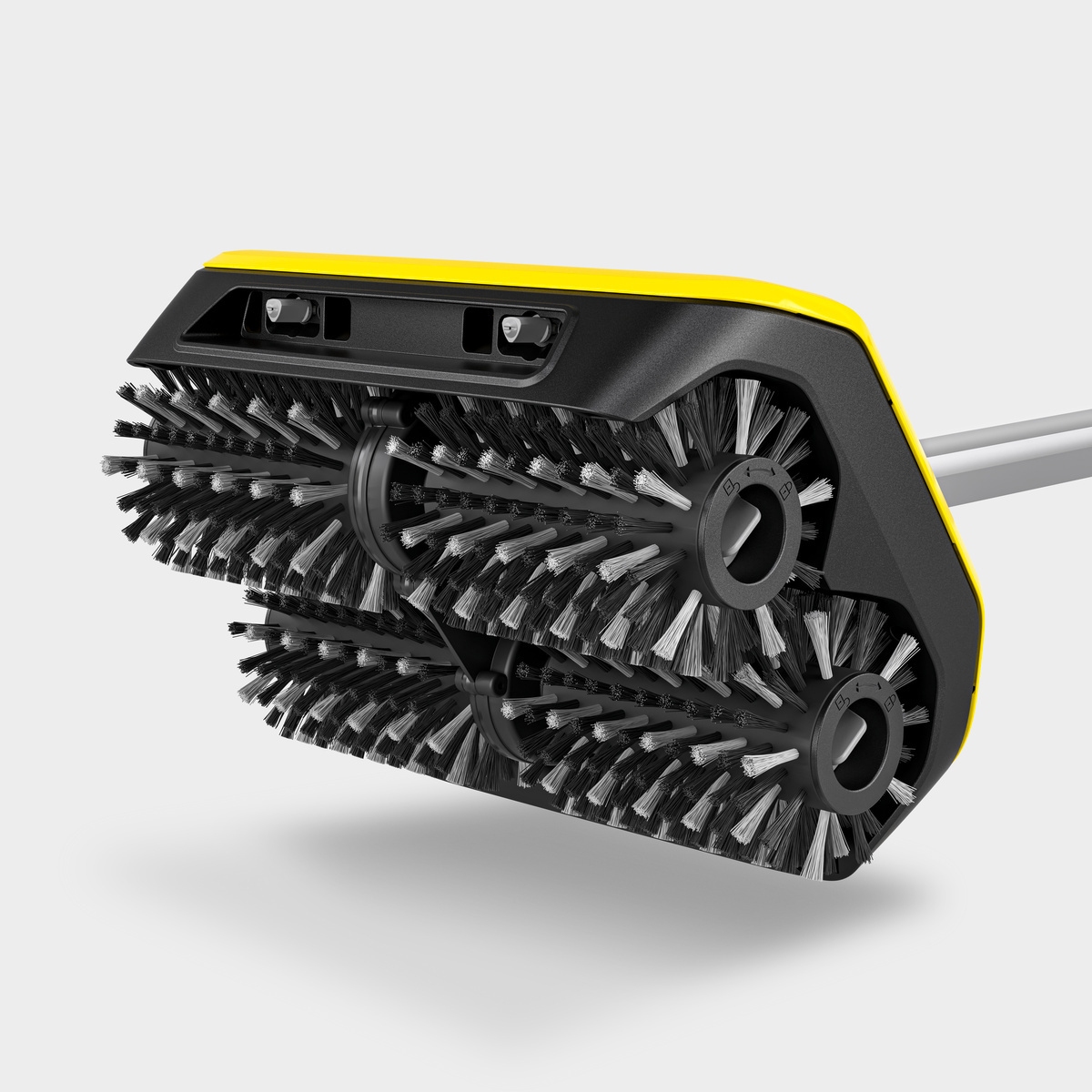 Les brosses rotatives permettent un nettoyage efficace