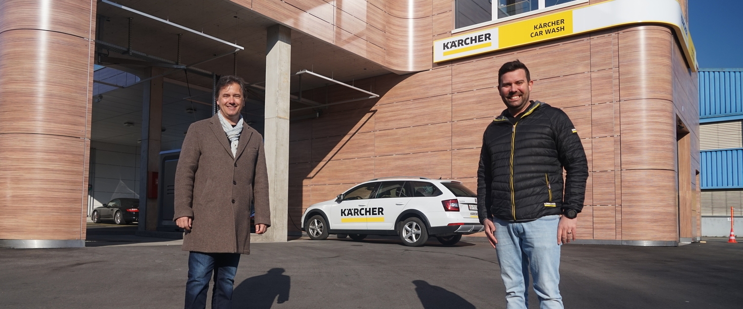 Patrick Müller (G) du Cleaning Competence Center et Marco Koletnik (chef de projet Wash System Kärcher)