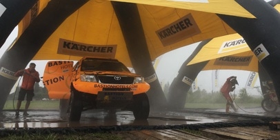 4_Carousel_Autoputz im Zelt 4_Carousel_Autoputz im Zelt