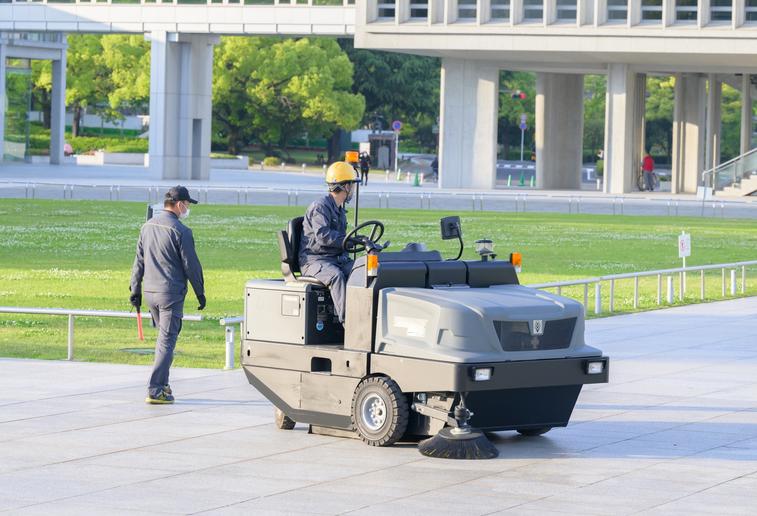 Kaercher_Reinigung Hiroshima Peace Park_2 Kaercher_Reinigung Hiroshima Peace Park_2