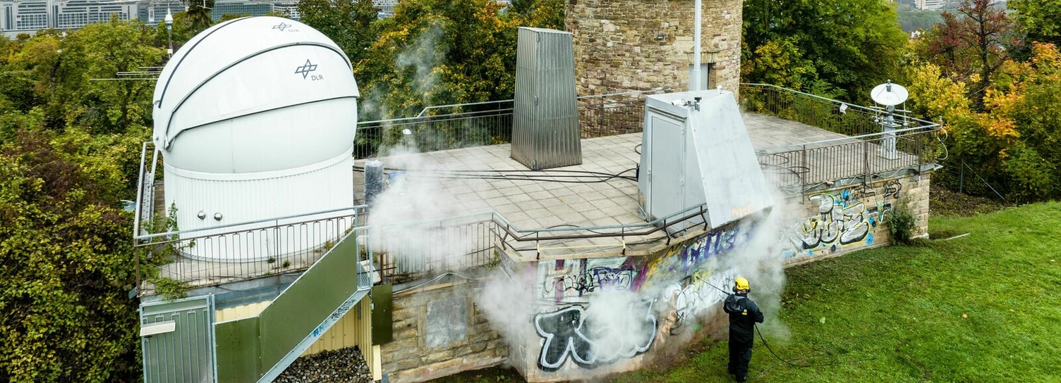 Reinigung der Sternwarte Stuttgart