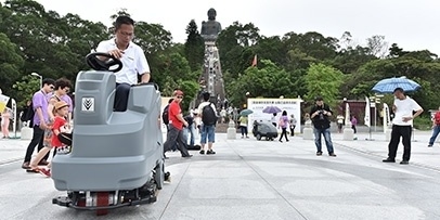 Tian Tan Buddha