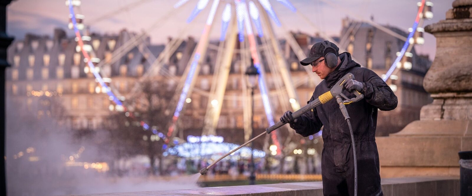 REINIGUNG IM HERZEN VON PARIS REINIGUNG IM HERZEN VON PARIS