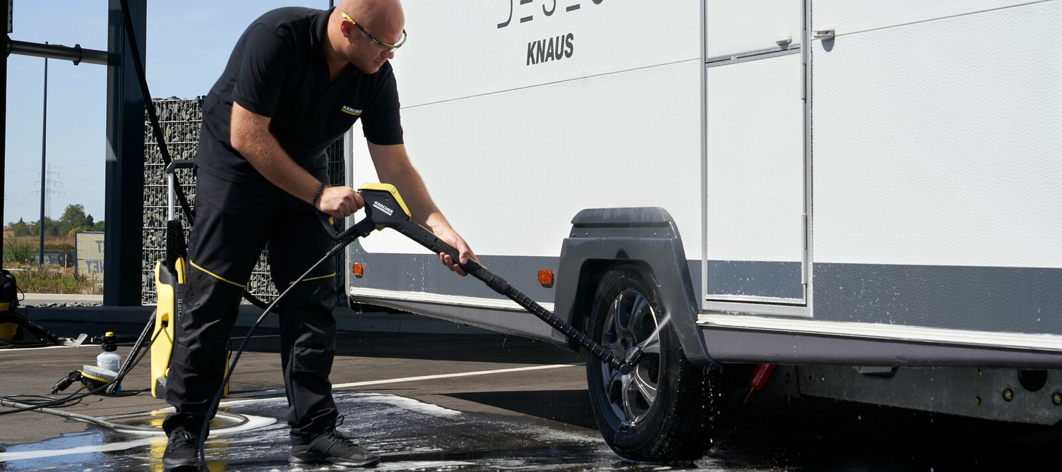 Wohnmobil - Radkasten reinigen Wohnmobil - Radkasten reinigen