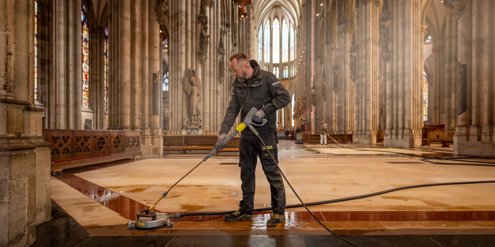 Kölnder Dom Reinigung Sandsteinboden