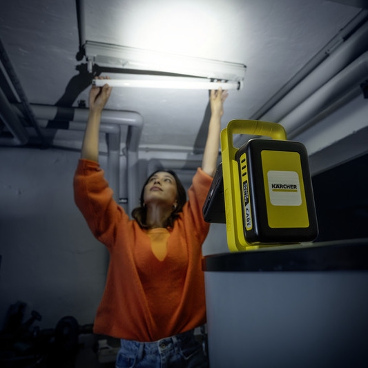 Akku-Lampe zum Ausleuchten Akku-Lampe zum Ausleuchten