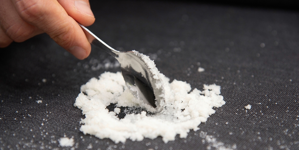 Élimination des taches avec du bicarbonate de soude Conseil de Kärcher: élimination des taches sur les tissus d'ameublement avec du bicarbonate de soude