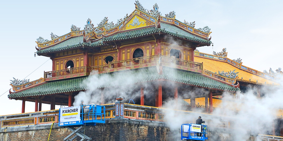 Noon Gate – Hue, Vietnam