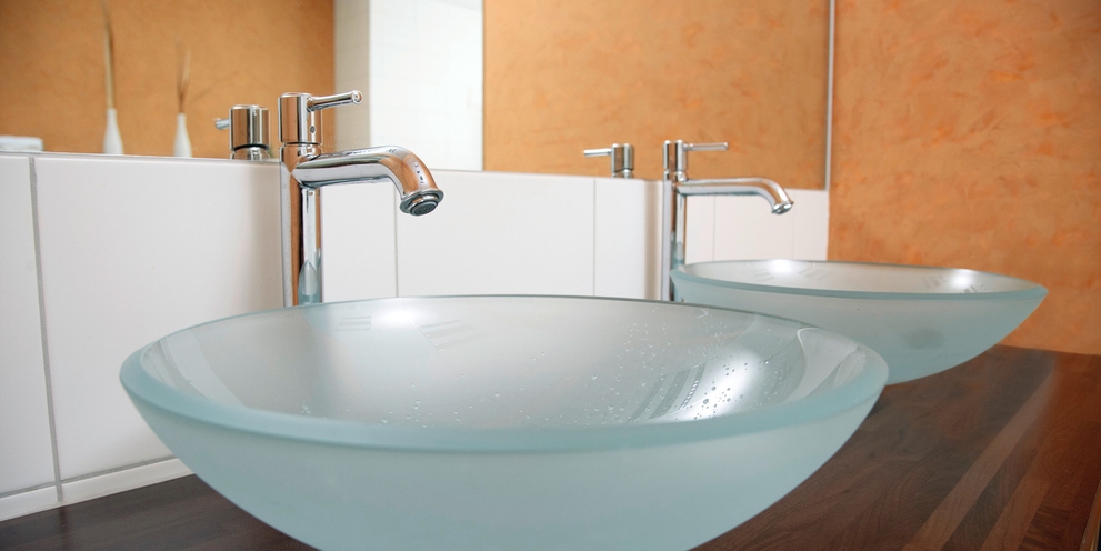 Nettoyage du lavabo et du robinet avec les conseils Kärcher Nettoyage du lavabo et du robinet