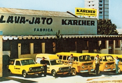 1975