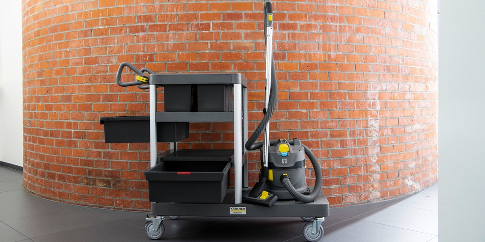 Kärcher FlexoMate Reinigungswagen in der Industrie