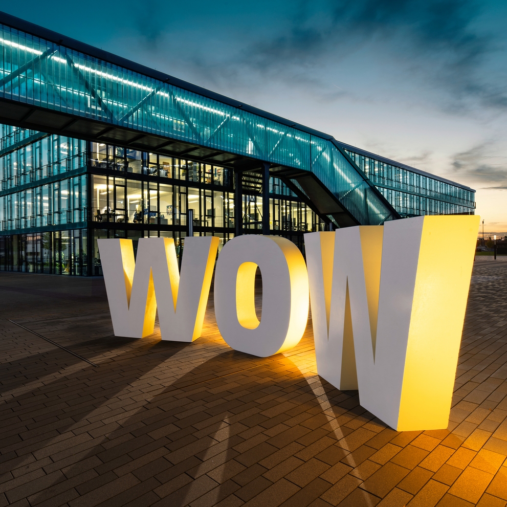 WOW letters in front of Kärcher building