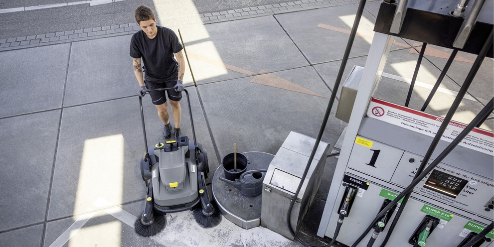 Tankstelle reinigen