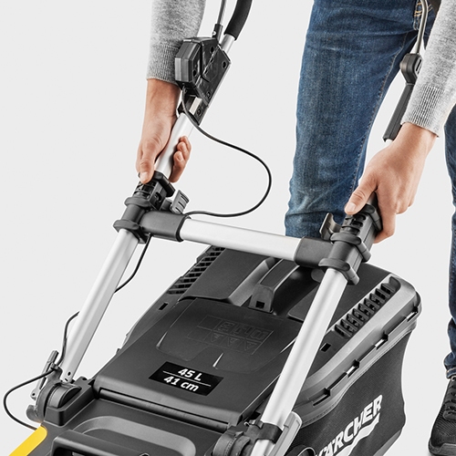 Lawn Mower with telescopic handle for ergonomic mowing