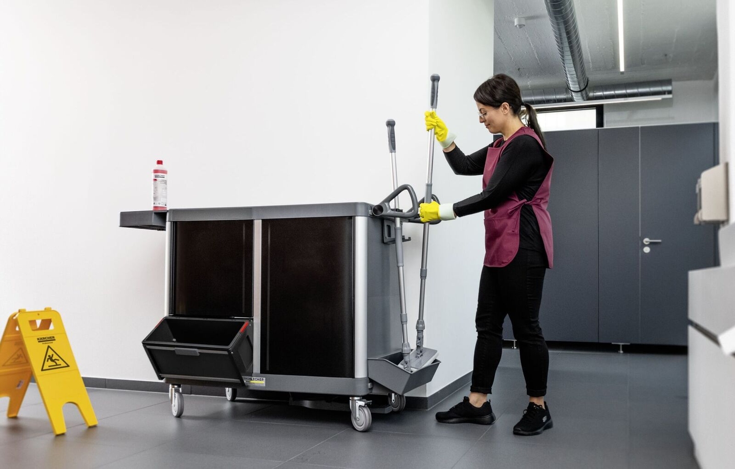 Manual cleaning equipment from Kärcher