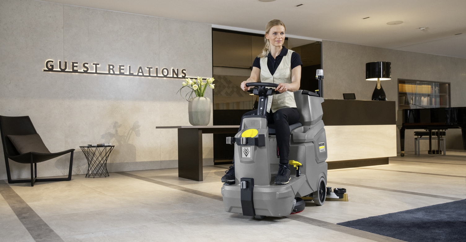 Efficiently cleaning hotels