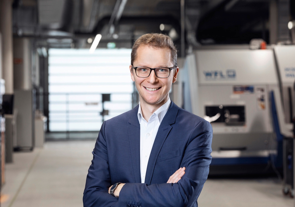 Stefan Huber Hoffmann group portrait image