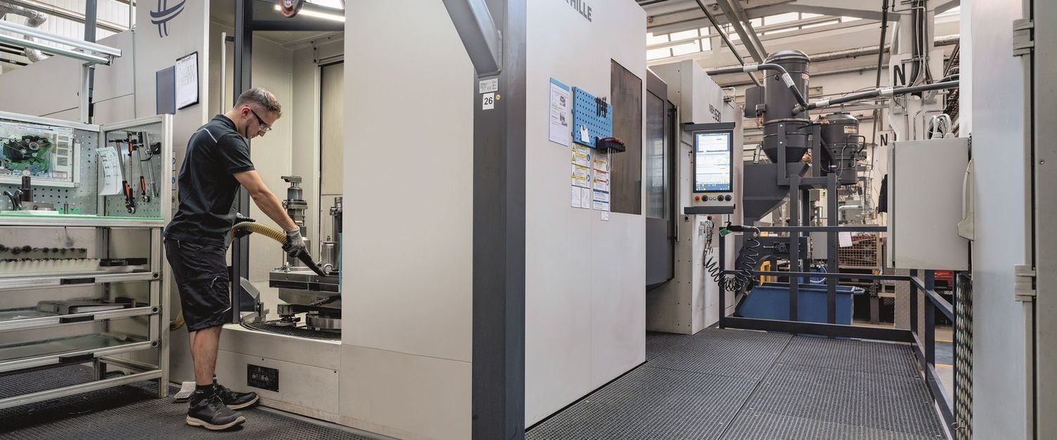 Starke Absaugung, saubere Produktion - ZF
