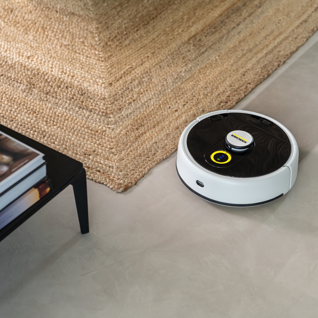 Wet-mopping while avoiding carpets
