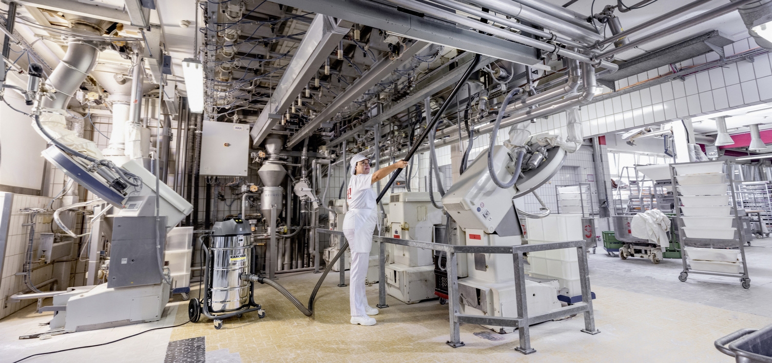 Cleaning in the food industry