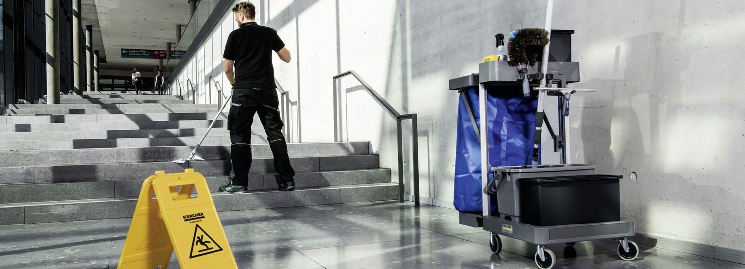 Maintenance cleaning of artificial stone with Kärcher cleaning cart