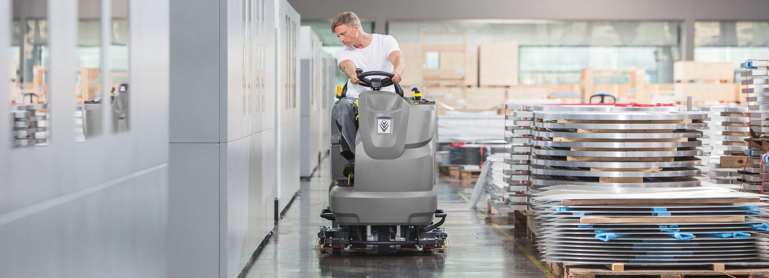 Maintenance cleaning with scrubber driers