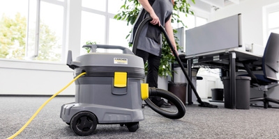 Vacuum cleaner in an office