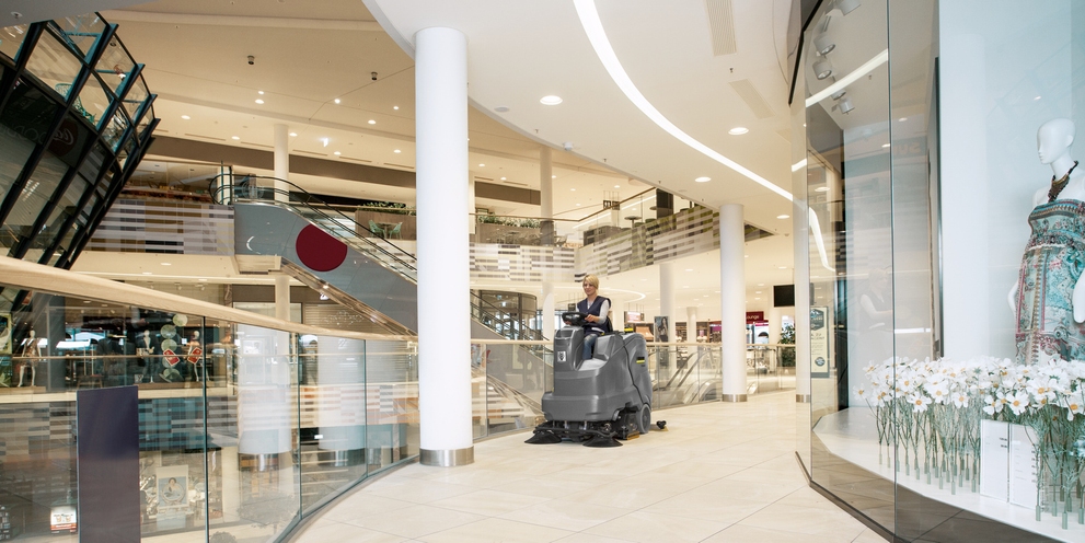 Cleaning in shopping centers / retail sector Cleaning in shopping centers / retail sector