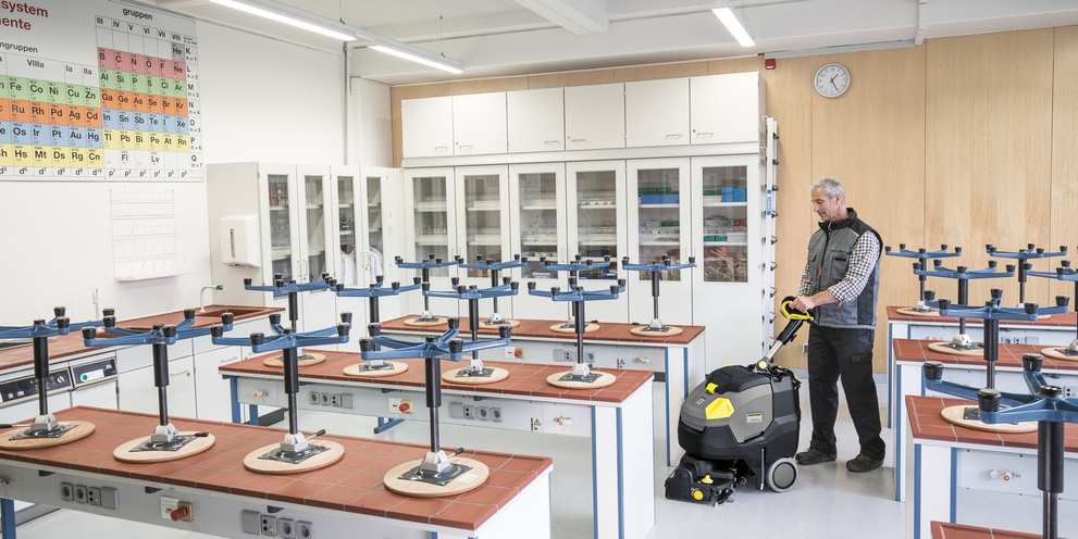 Cleaning in schools and kindergartens / educational institutions Cleaning in schools and kindergartens / educational institutions