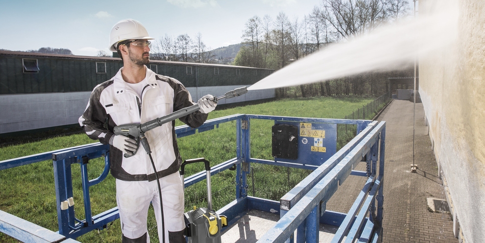 Facade cleaning Facade cleaning