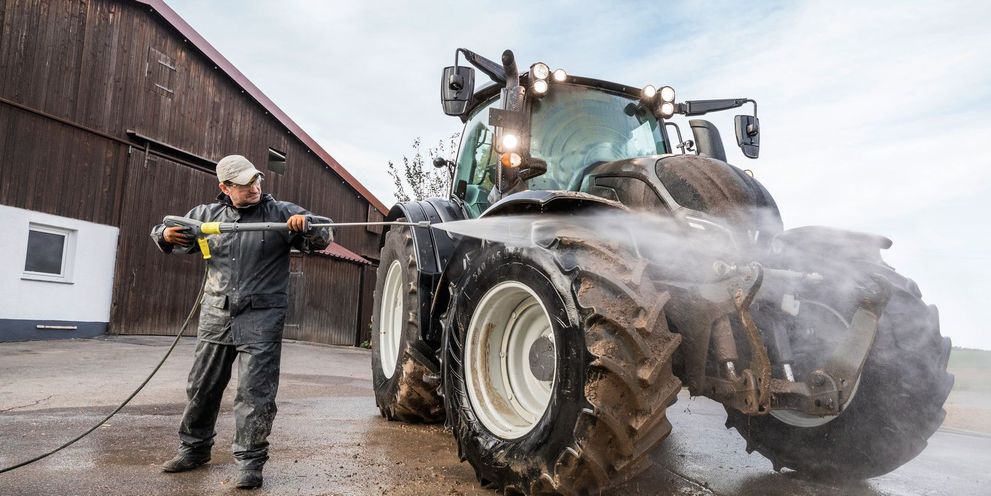 Cleaning agricultural machines and tools