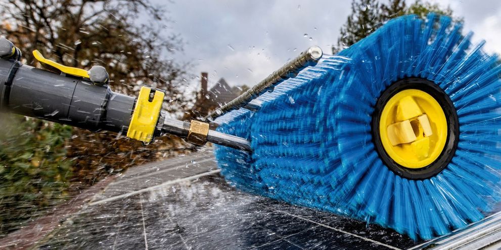 Cleaning Cleaning solar panels