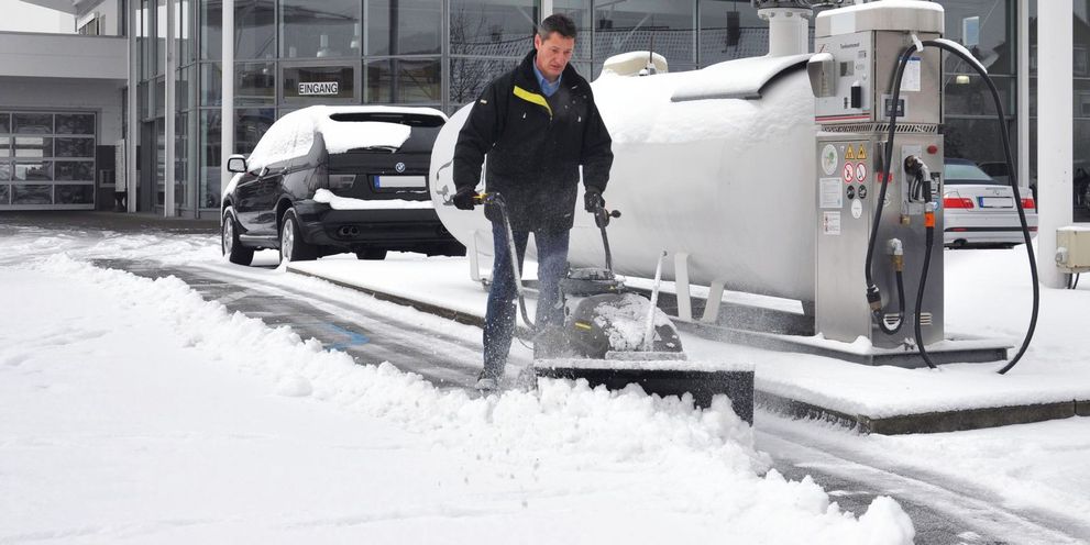 Snow removal Snow removal