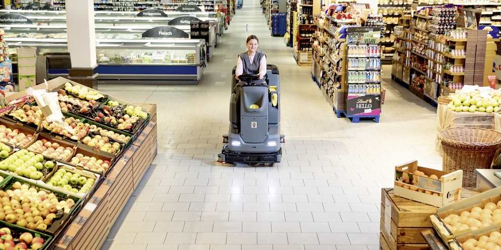 Cleaning in supermarkets