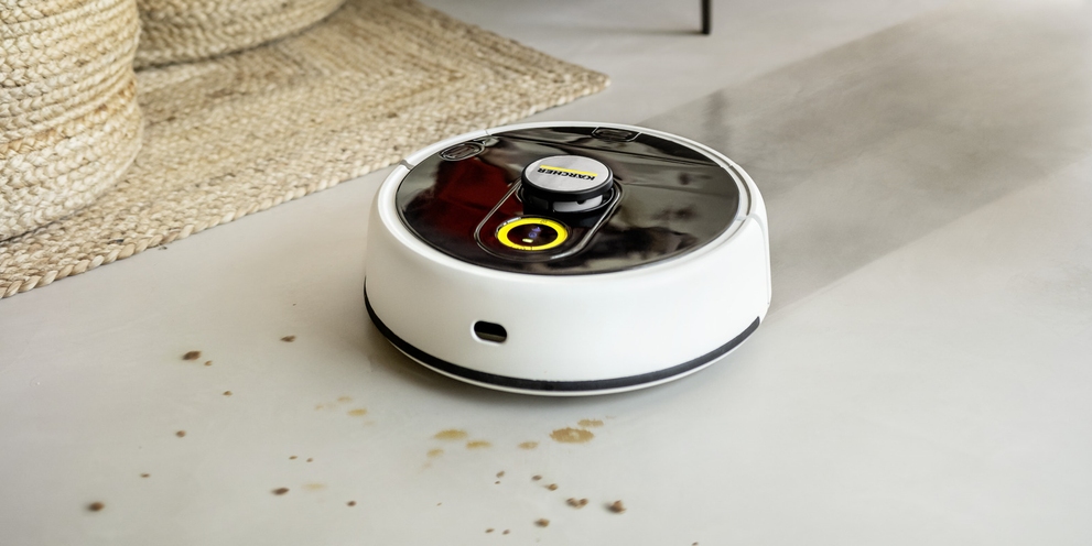 Kärcher robotic mop RCF mops the floor