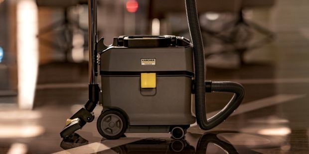 Dry Vacuum Cleaner