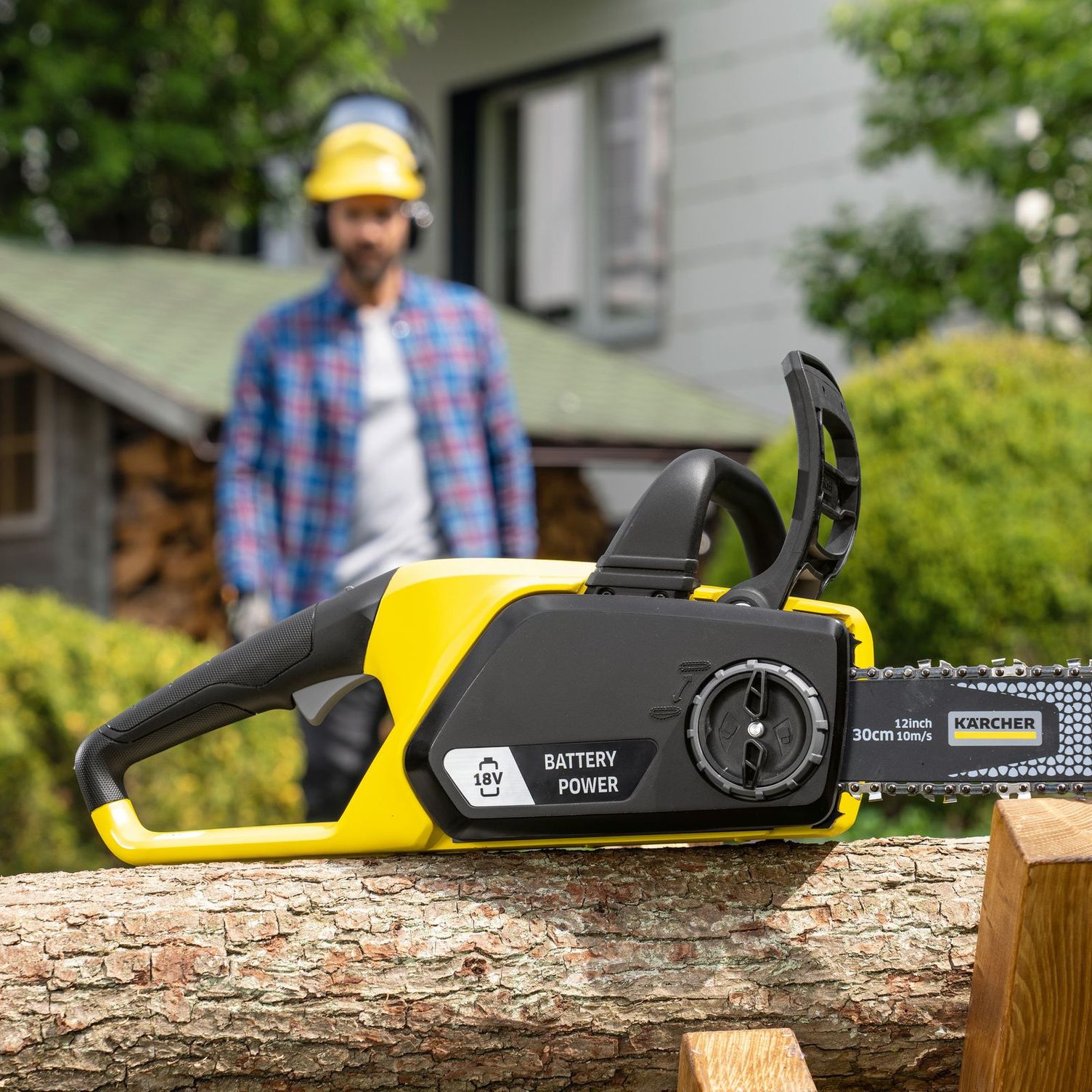 Battery chain saw brushless motor