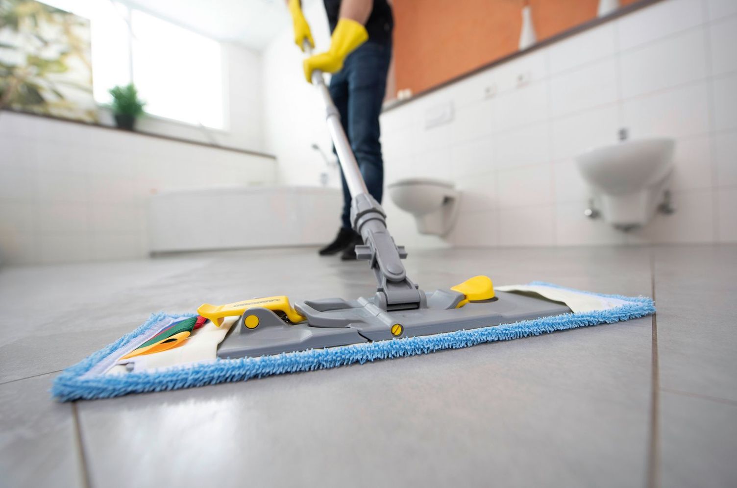 Wiping tiles Kärcher tips for wiping tiles