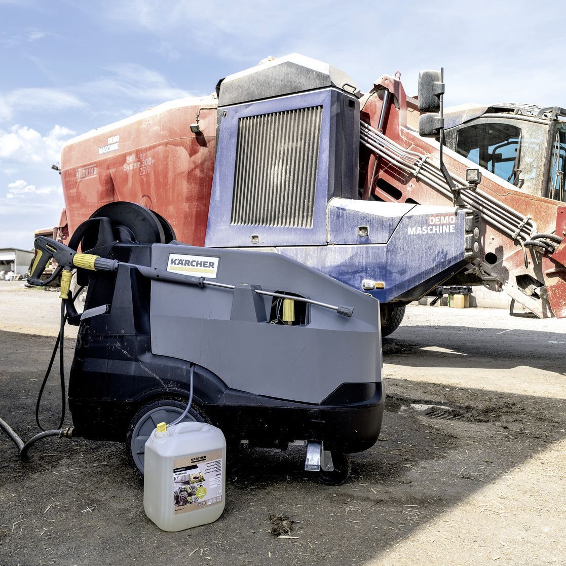 Kärcher produces a tailor-made detergent formulation Kärcher produces a tailor-made detergent formulation