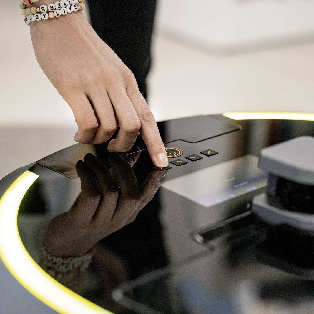 Display of the KIRA CV 50 Display of the KIRA CV 50