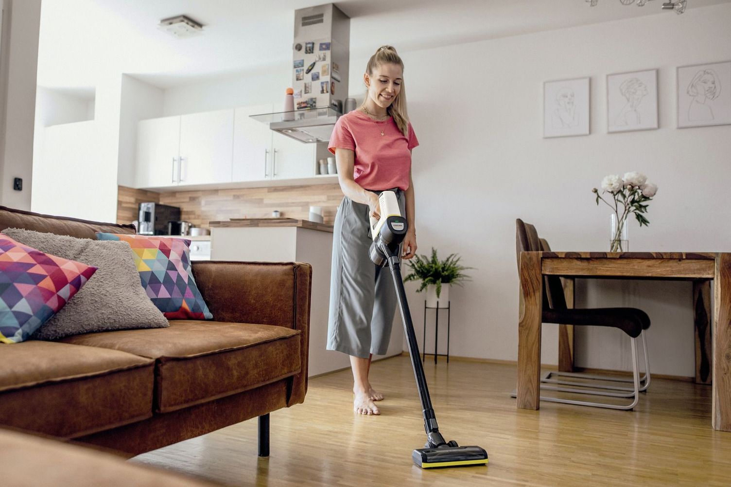 Cleaning parquet and laminate with the Kärcher vacuum cleaner